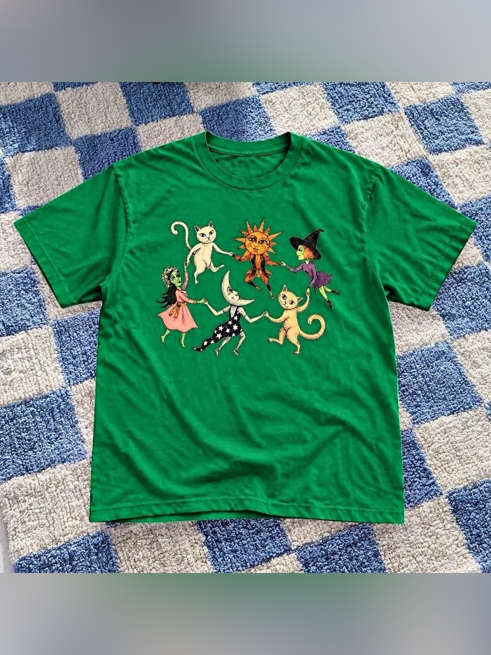 Halloween Dancing Witches Cats Sun Moon Graphic T-Shirt Green Unisex
